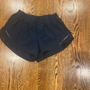 Women’s Lululemon Hottie Hot low rise short